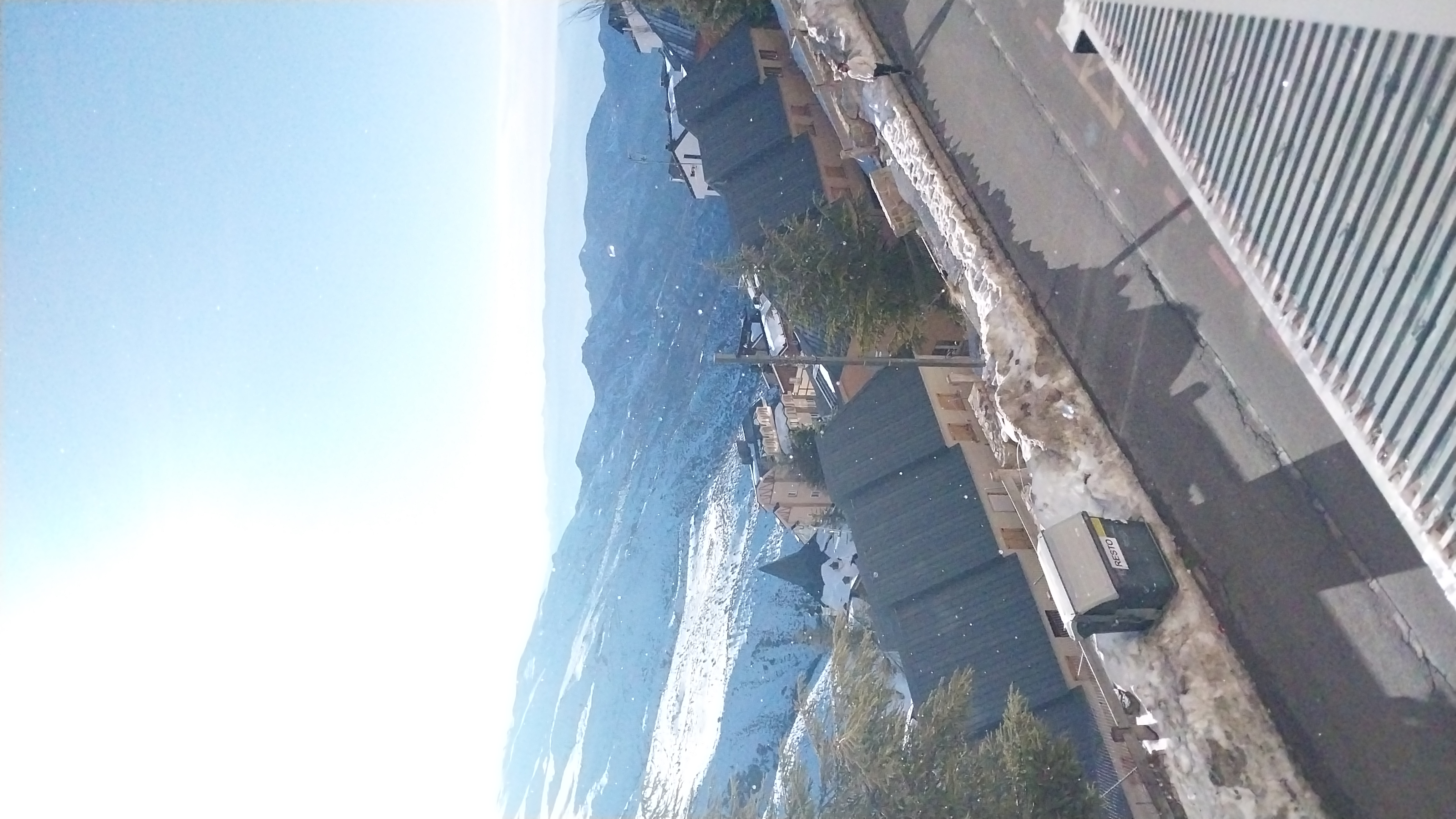 Entorno nevado de Sierra Nevada junto al apartamento